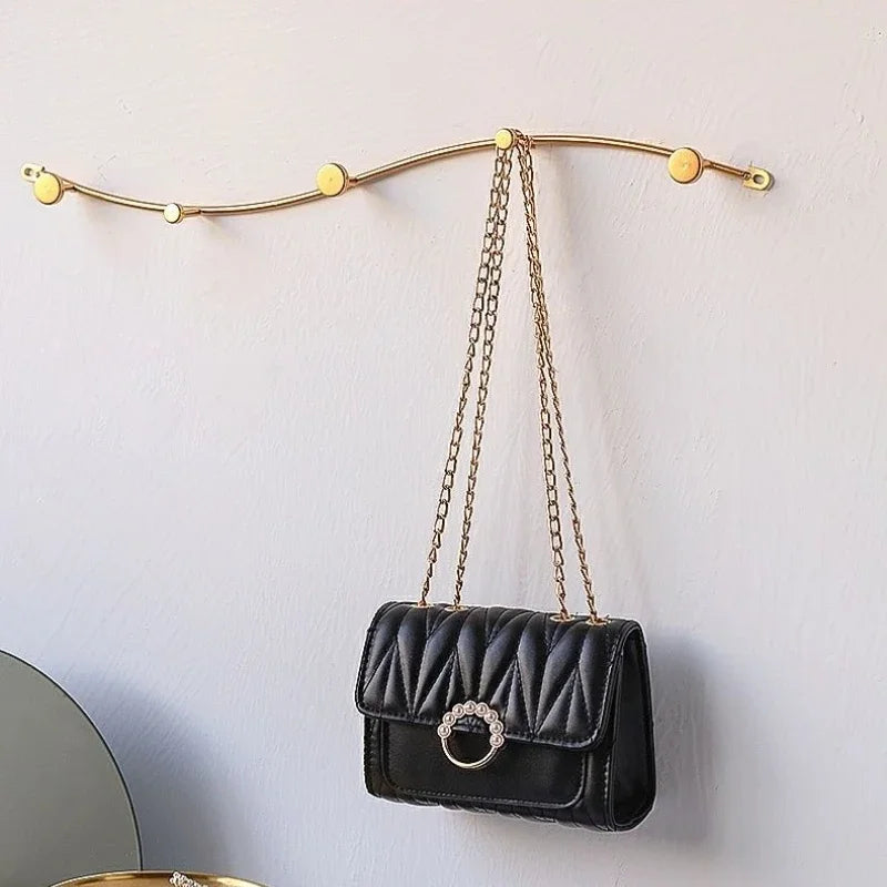 Porte-Manteau Mural Métal Design – 8 crochets pour entrée nette