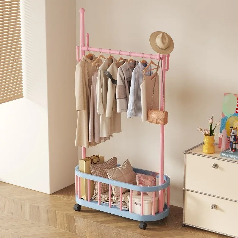 Porte-Manteau sur Pied à Roulettes Design – Chambre et Entrée